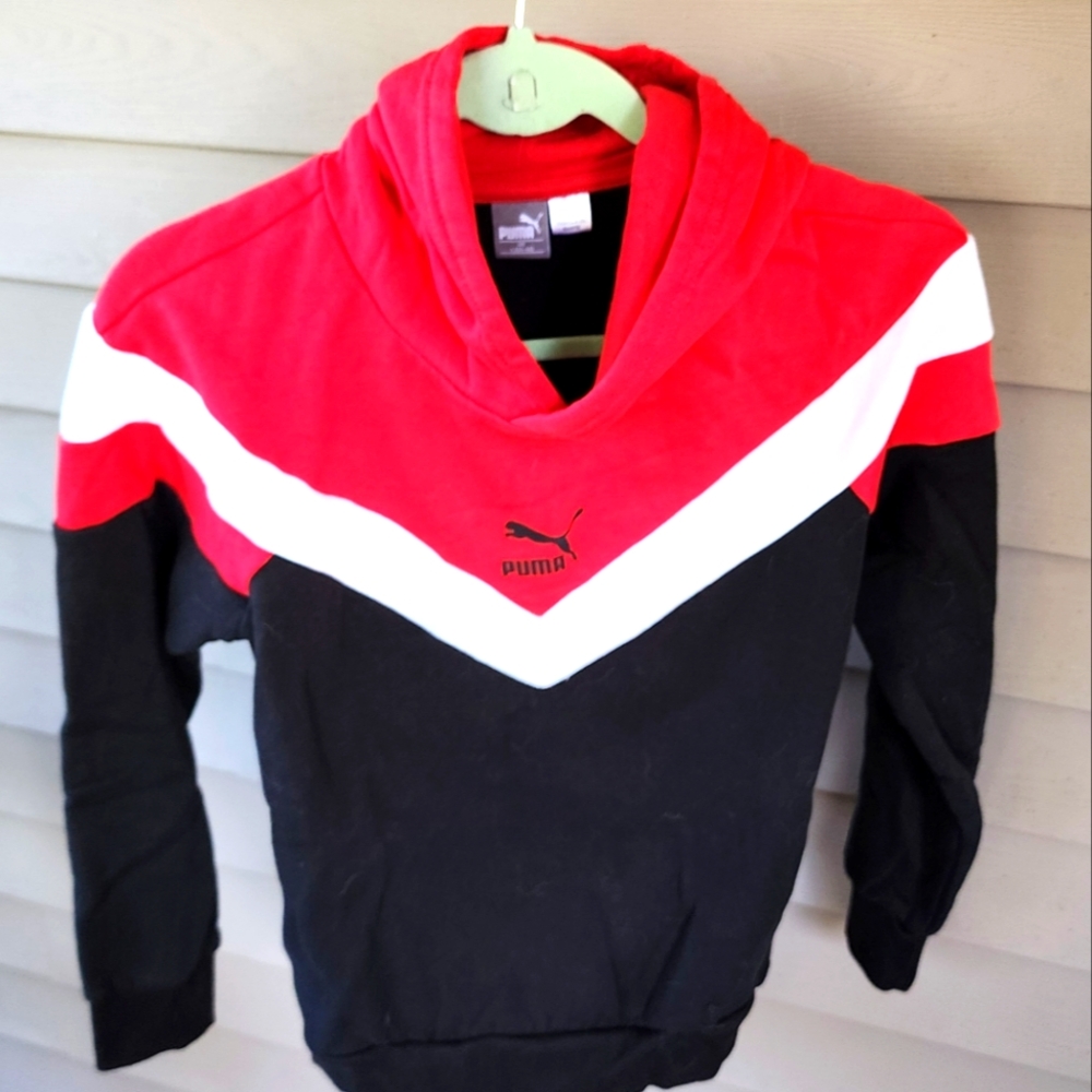 EUC only washed! Sz Large in Youth Puma Hoodie